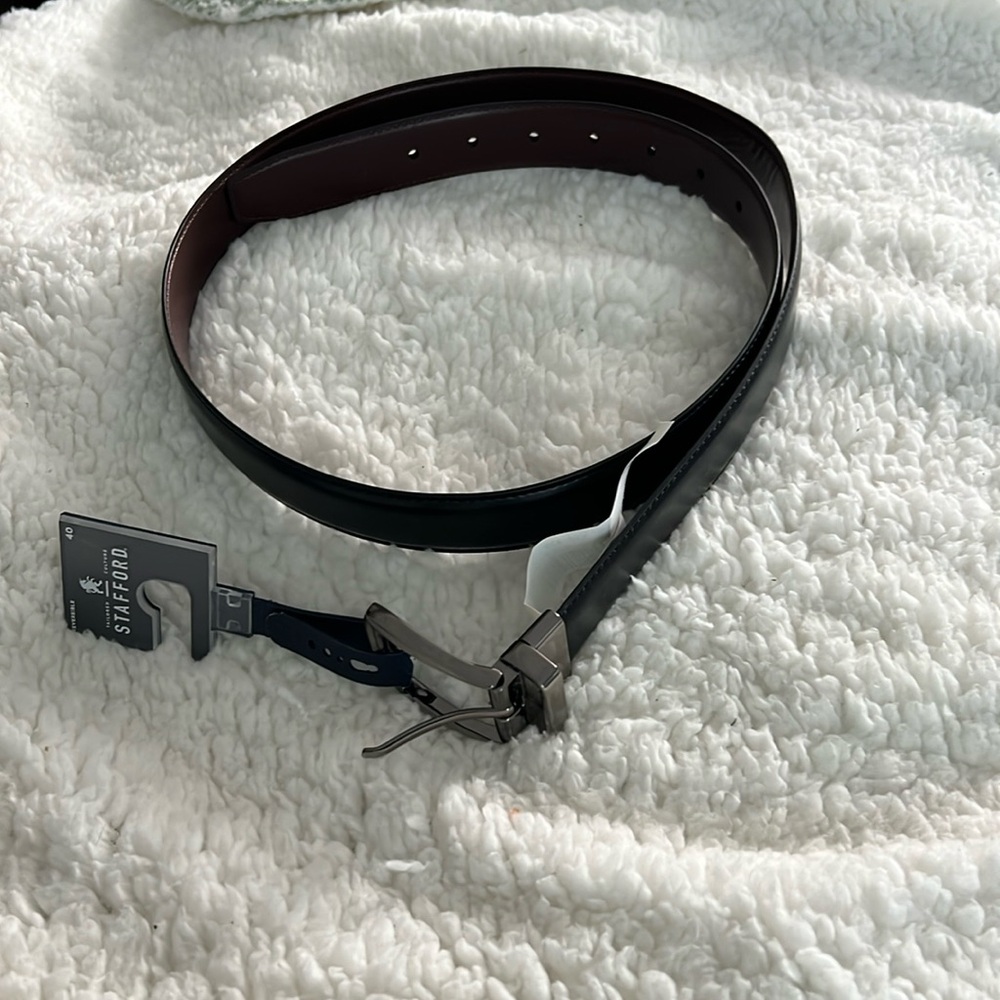NWT Stafford brown/black reversible belt size 40